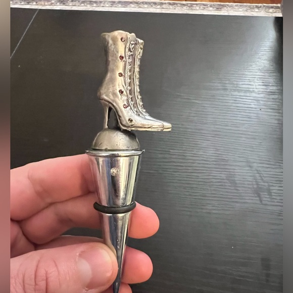 Other - Boots wine stopper